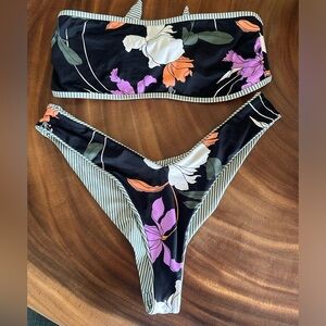Body Glove Black Floral Bikini Set NEVER WORN